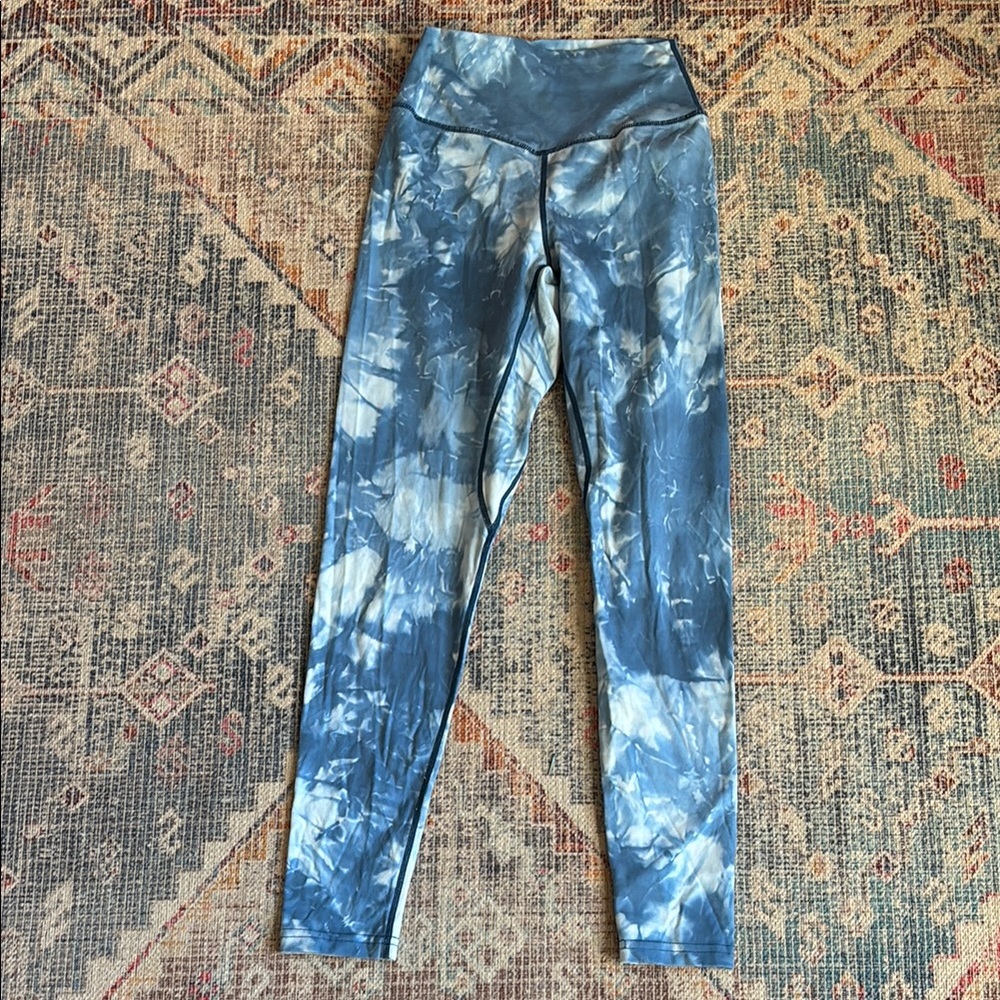 Vitality Blue Tie-Dye cloud Leggings